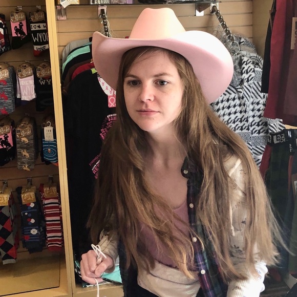 Meet your Posher, Geneva - Picture 10 of 11